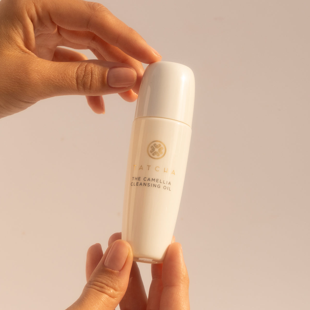 The Camellia Cleansing Oil Gentle Cleansing Oil for Daily Care
