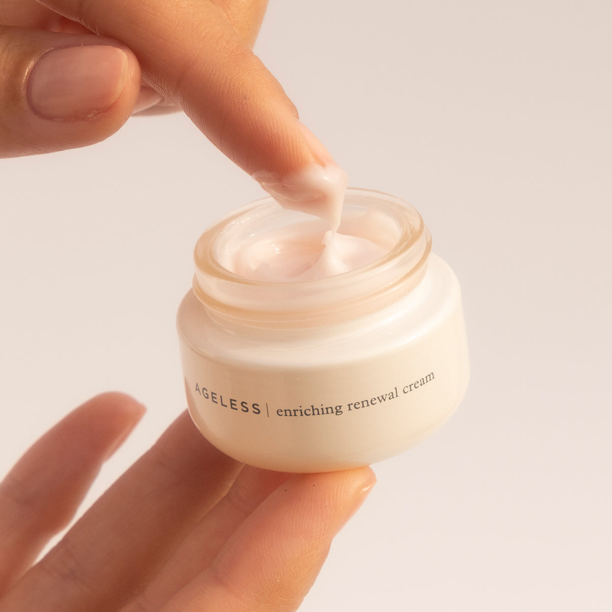 Ageless Enriching Renewal Cream Gentle Face Cream for Daily Care