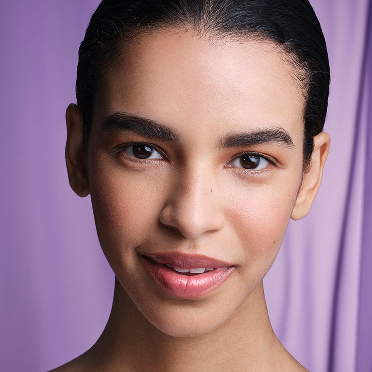 The Liquid Silk Canvas Gentle Face Primer for Daily Care