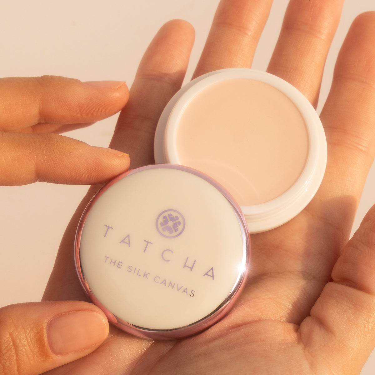 The Silk Canvas Gentle Face Primer for Daily Care